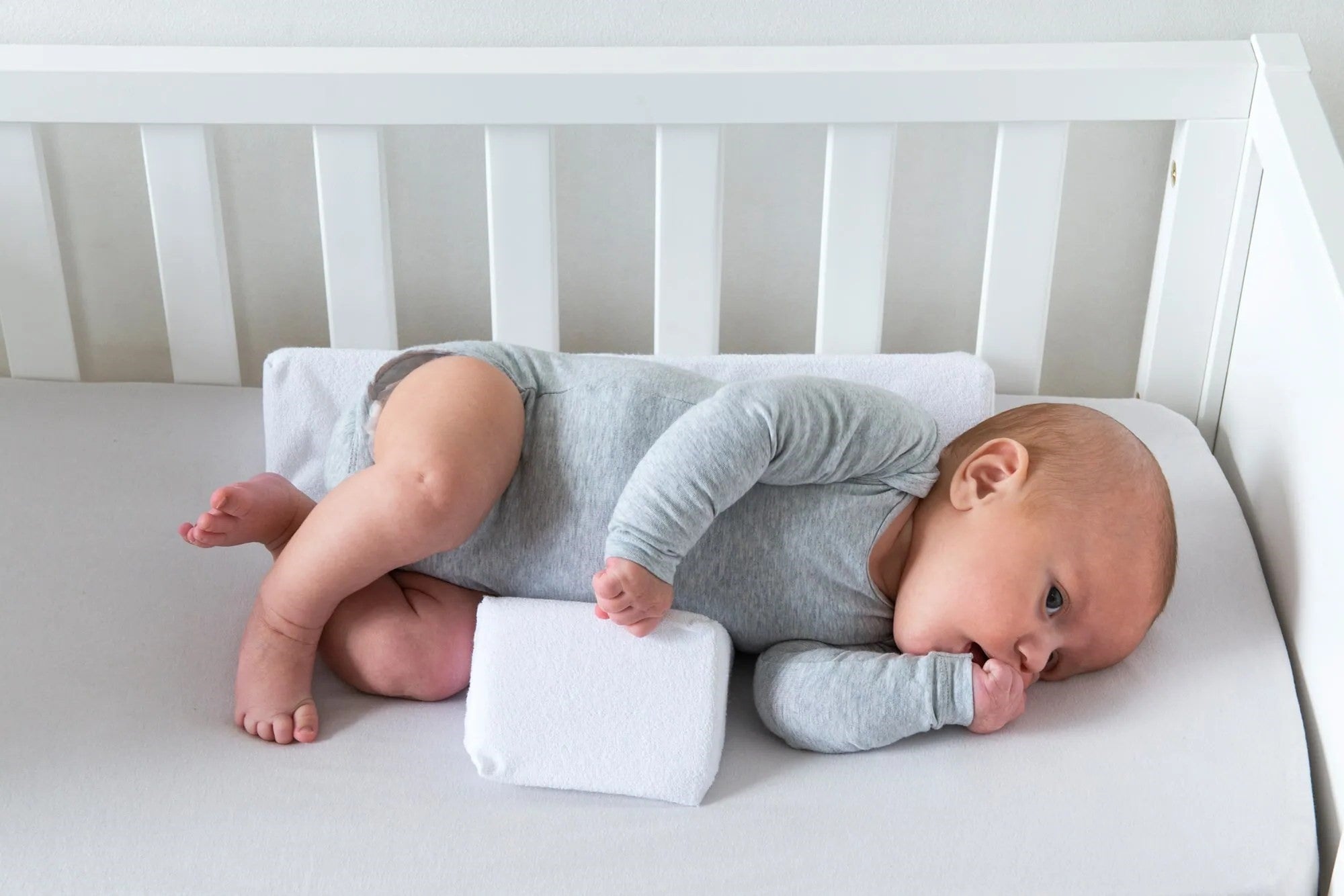 Raxiva-baby anti roll wedge pillow