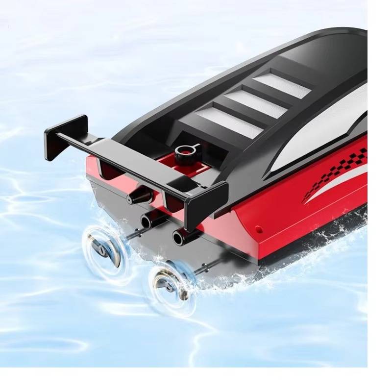Raxiva-rc boat